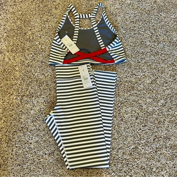 Spiritual Gangster Striped Sports Bra and leggings set - Picture 3 of 7